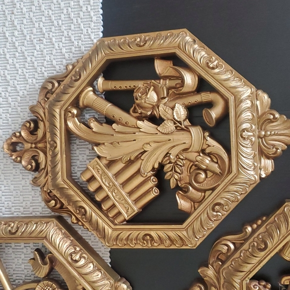 1976 Vintahe Syroco MCM Gold Musical Wall Decor - Picture 4 of 6